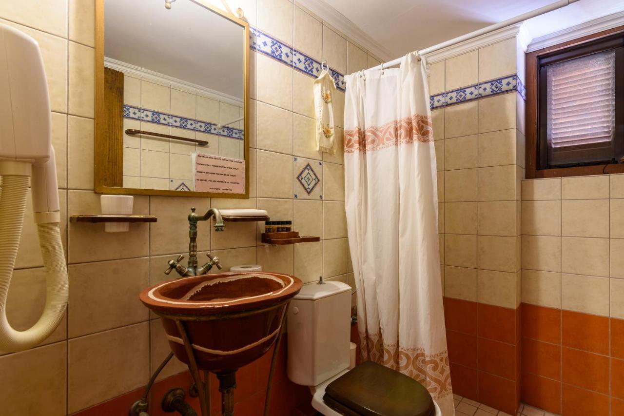 Eros Pittoresque Retreats - Perfect Location, Panoramic Seaview Koróni Exteriör bild