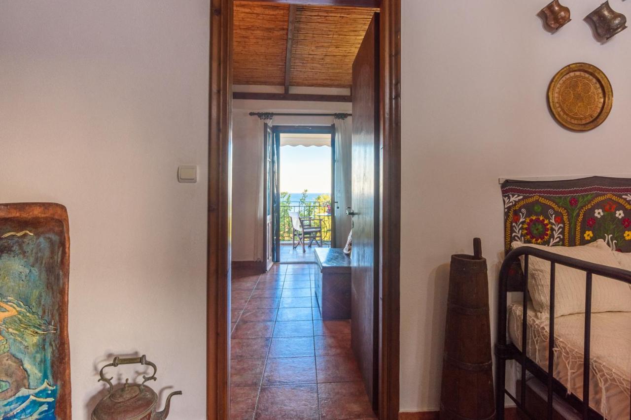 Eros Pittoresque Retreats - Perfect Location, Panoramic Seaview Koróni Exteriör bild